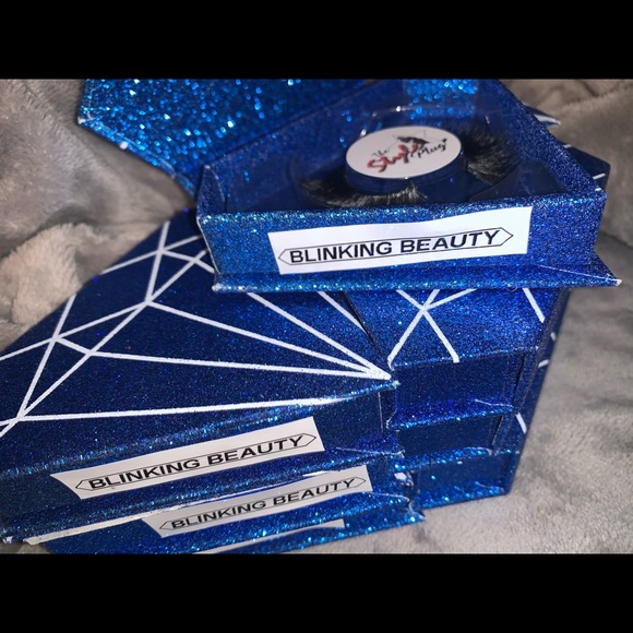 StylePlug Lashes - Picture 6 of 6